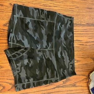 Camo biker shorts